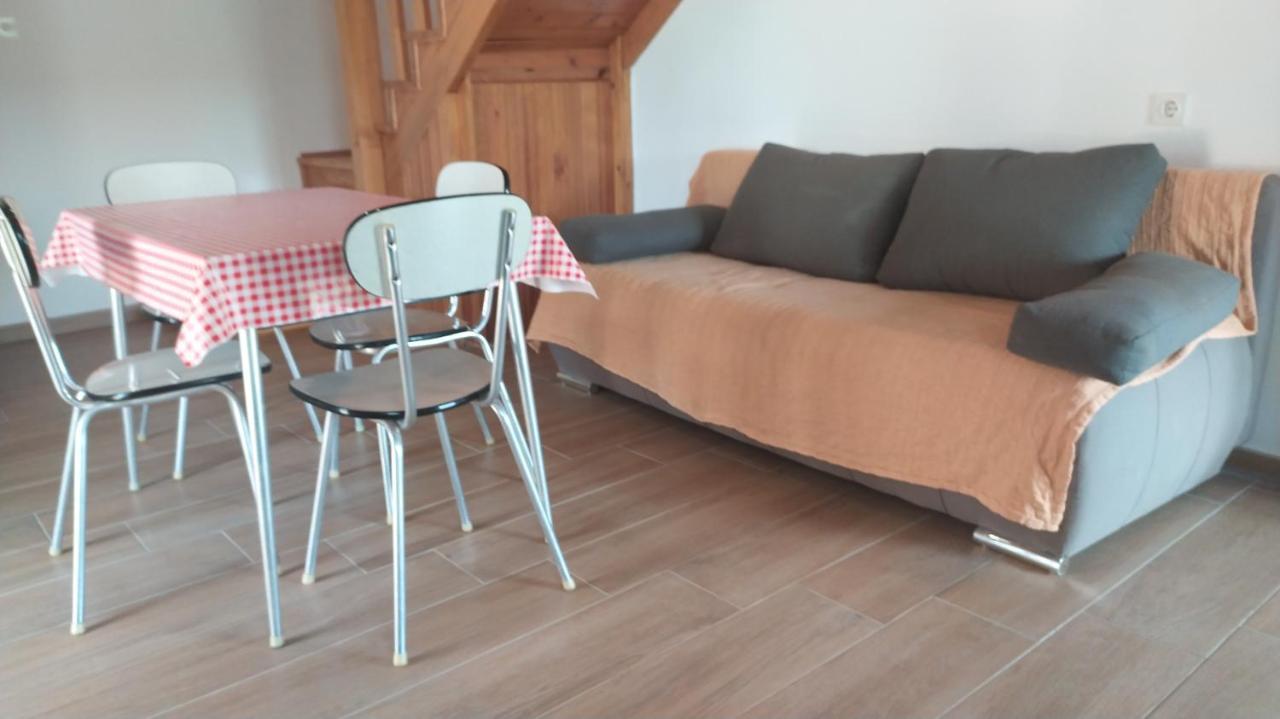 Holiday Home Pernata Eksteriør billede